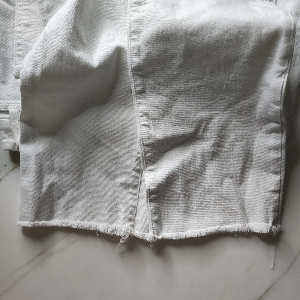 Good Straight High Waist Raw Hem Straight Leg Jeans - Picture 6 of 7